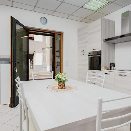 Saint Simplicio House Apartman Olbia