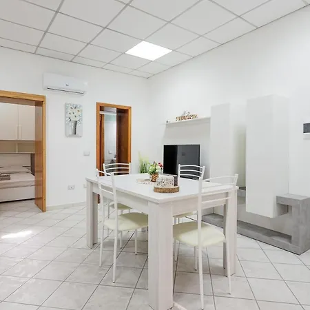 Saint Simplicio House Apartman