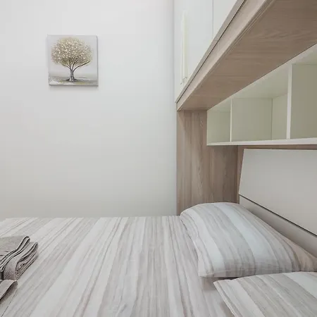 Saint Simplicio House Apartman